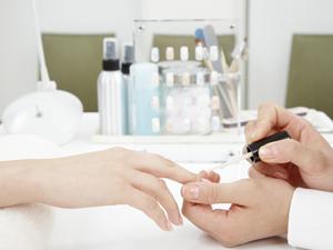 気になる毛穴をうるおいで満たす化粧水